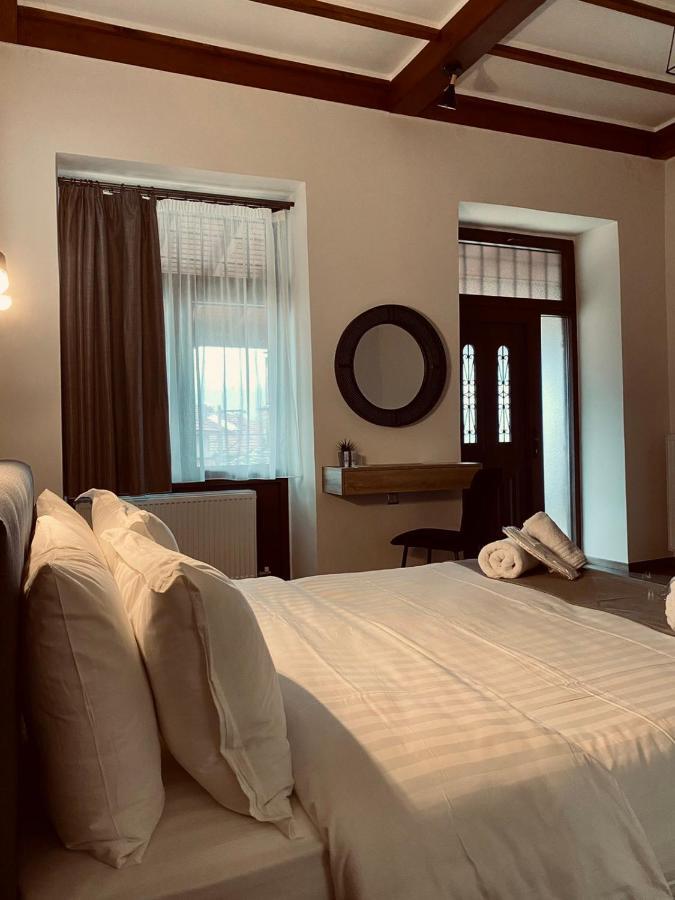11 Luxury Apartments 美特索文 外观 照片